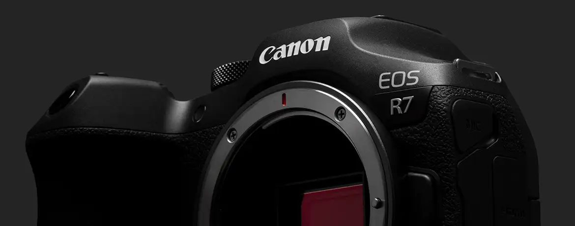 Canon EOS R7 Mirrorless Camera