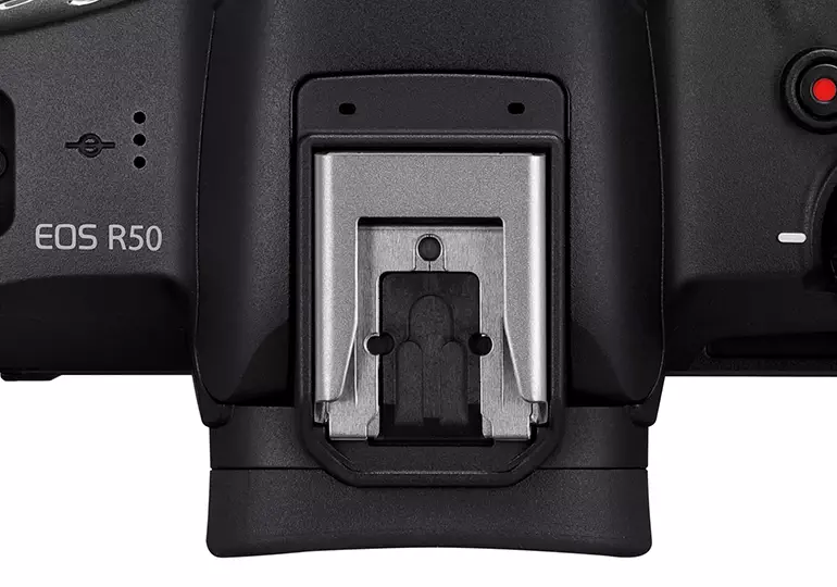 Canon R50 Detail
