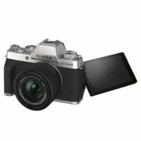 FUJIFILM X-T200 Mirrorless Digital Camera with 15-45mm Lens (ประกันศูนย์)